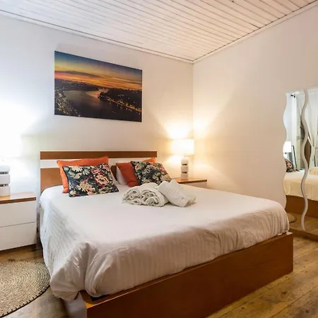 Guest H4u Riverstone Fan Apartman Porto