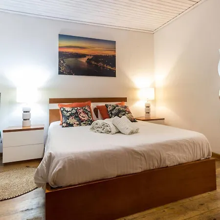 Guest H4u Riverstone Fan Apartman Porto