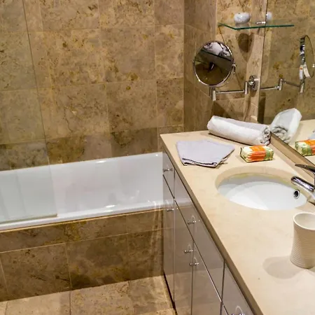 Guest H4u Riverstone Fan Apartman Porto